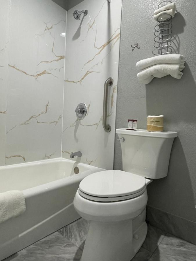 Copper Manor Motel Силвър Сити Екстериор снимка