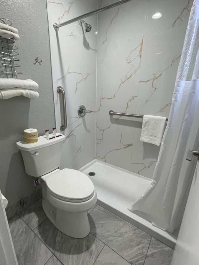 Copper Manor Motel Силвър Сити Екстериор снимка