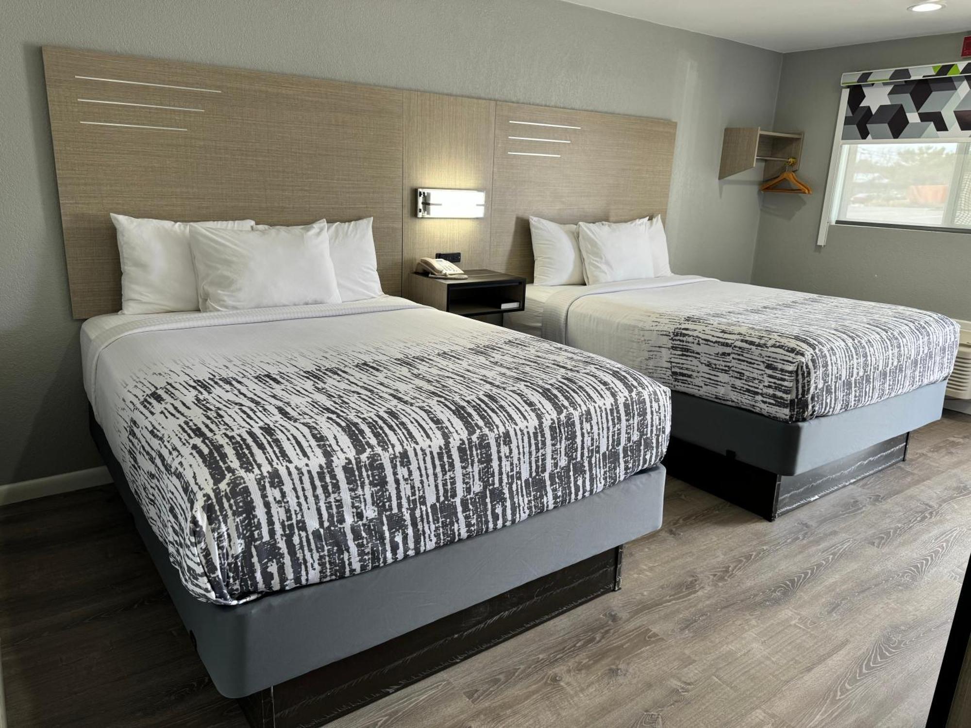 Copper Manor Motel Силвър Сити Екстериор снимка