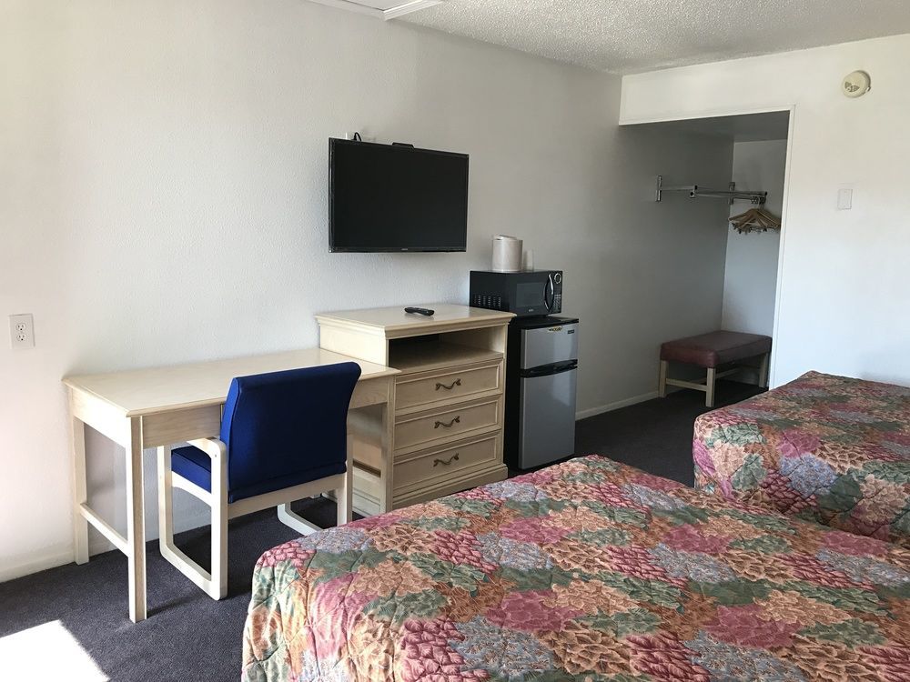Copper Manor Motel Силвър Сити Екстериор снимка