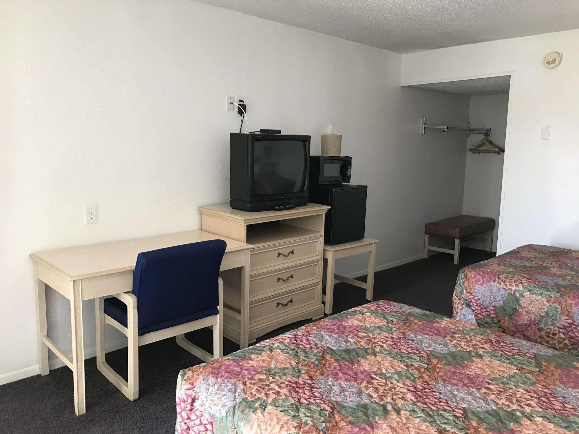 Copper Manor Motel Силвър Сити Екстериор снимка